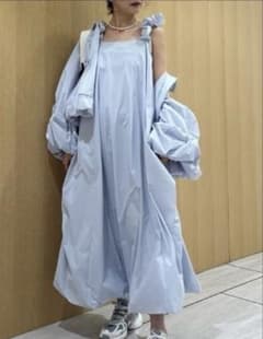 美品 emmi IPSA コラボ バルーンワンピース ライトブルー - メルカリ