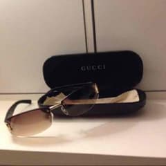 ほぼ新品‼︎ GUCCI サングラスのサムネイル