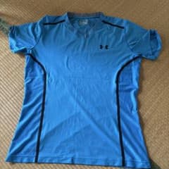 UNDER ARMOUR Vネック Tシャツ ブルーのサムネイル