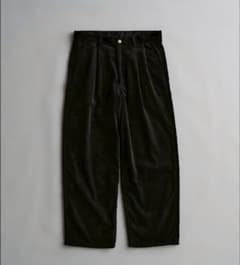 Graphpaper Suvin Corduroy Two Tuck Pantsのサムネイル