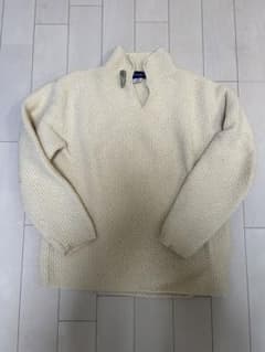 【値下げ】BEAMS アイボリー ハイネック ニット Mのサムネイル
