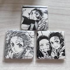 鬼滅の刃　ダイニング　スクエア缶バッジ　竈門炭治郎　禰豆子のサムネイル