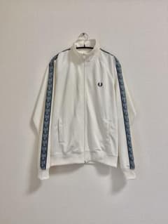 FRED PERRY(J5557) トラックジャケット ホワイトのサムネイル