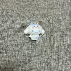 サンリオ ちいかわ シークレットフロッキーマスコットチャーム シナモン ハチワレのサムネイル
