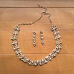 結婚で使用！ネックレスとイヤリングのサムネイル