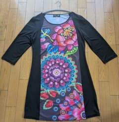 ラインストーン花柄 チュニック ワンピース 44 XL Lサイズ総柄 派手美品のサムネイル
