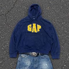00s [archive] GAP Logo Cropped Hoodie (Deformed Logo)