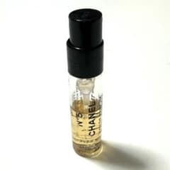 CHANEL N°5 オードゥ パルファム サンプルのサムネイル