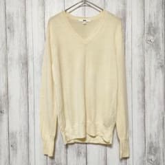 UNIQLO (L) Extra Fine Merino V-Neck Sweater