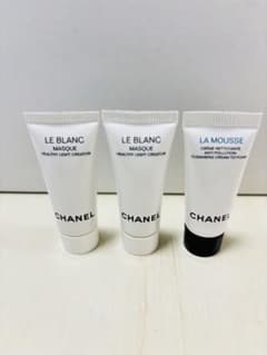 CHANEL ルブラン マスク ➕ ムース ネトワイヤントのサムネイル
