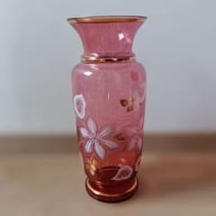 ボヘミアングラス 花瓶 フラワーベース ルビーレッド 金彩 - メルカリ