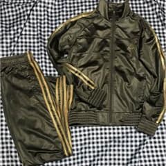 ギックン・ヒロさん専用〜adidas アディダス 上下セットのサムネイル
