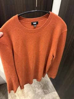 UNIQLO カシミヤクルーネックセーターのサムネイル