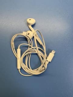 iPhone　純正　イヤホン　ライトニング　Lightningのサムネイル