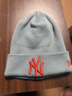 New Era ニューヨークヤンキース ニット帽 ビーニーのサムネイル
