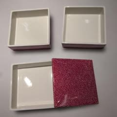 【晴海四方】栗原はるみさん 重箱3段 陶器　蓋物 角小鉢 蓋付き 正方形 晴海四方】栗原はるみさん 重箱3段 陶器 蓋物 角小鉢 蓋付き 正方形