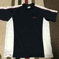 ナイキ Tシャツのサムネイル