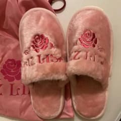 新品 未使用 LIZ LISA ルームシューズ スリッパ 巾着袋付き ピンクのサムネイル
