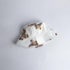 【限定sale！】新品　韓国子供服　クマ柄　バケットハット　男女兼用　ホワイトのサムネイル