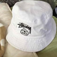 stussy バケットハットのサムネイル