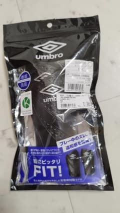 umbro ジュニアシンガード ブラックのサムネイル