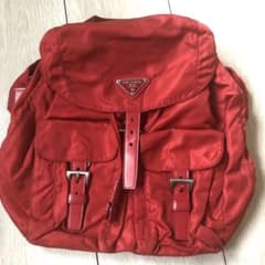 【希少】早い者勝ち！！PRADA プラダ リュック 赤のサムネイル