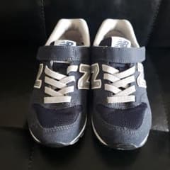 ニューバランス スニーカー 996のサムネイル