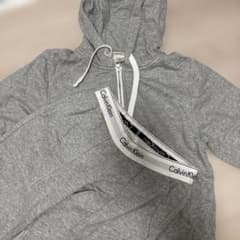 Calvin Klein グレー パーカーとパンツ セットのサムネイル