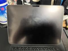 iPad Air 11(M3）256GB MagicKeyboard付のサムネイル