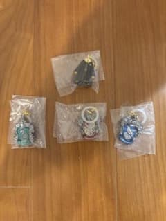 ハリーポッター　めじるしアクセサリー　4点セット エンブレムのサムネイル