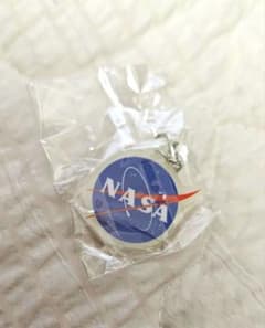 NASA SPACE STATION ちいさなめじるし 蓄光アクリルチャーム Bのサムネイル