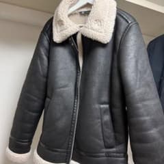 ZARA ムートンフライトジャケットのサムネイル