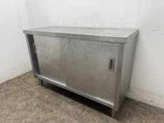 ステンレス　業務用　扉付き作業台　店舗　飲食店　W７５０ｘD４５０ｘH８００ｍｍ ステンレス 扉付き作業台 厨房 飲食店