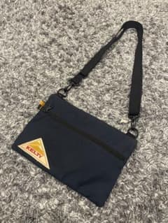 ケルティ　サコッシュ　ネイビーのサムネイル