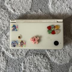 Nintendo DSi LL 本体 ホワイトのサムネイル
