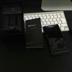 BlackBerry PRIV STV100-3 (国内版 simフリー）のサムネイル
