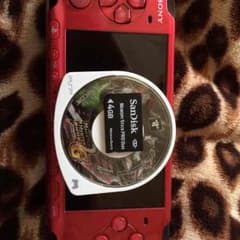 PSP3000(メモリースティック、モンハン2Ｇ)値下げ交渉受け付けますのサムネイル