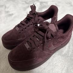 NIKE ウィメンズ エアフォース1 '07のサムネイル
