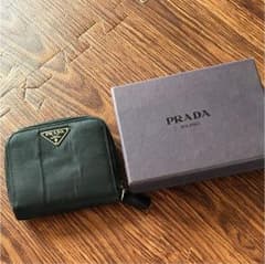 PRADA プラダ サフィアーノのサムネイル