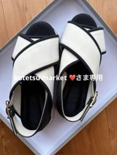 MARNI厚底サンダル ブラック×ホワイトのサムネイル
