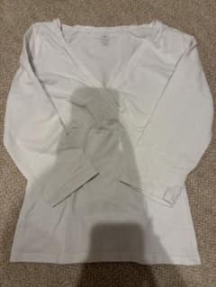 Brandy Melville カシュクール 長袖Tシャツ ホワイトのサムネイル