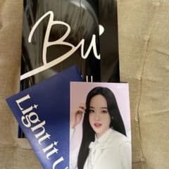 NiziU グッズ　クラッパーのサムネイル