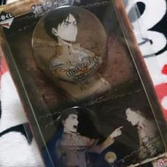 進撃の巨人   缶バッチのサムネイル