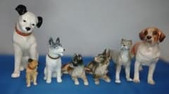 陶器製犬フィギュア7体セット 陶器製犬フィギュア7体セット - メルカリ