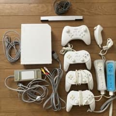 Nintendo Wii 本体 コントローラー多数セットのサムネイル