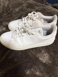 adidas スニーカー ホワイトのサムネイル