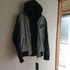 新品未使用のジャケットです❗ブルゾンです❗のサムネイル