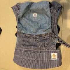 抱っこ紐　エルゴ×lee コラボのサムネイル