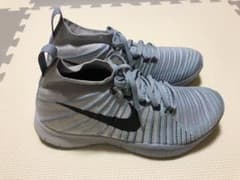【新品未使用】NIKEフリー TR フォース フライニットのサムネイル