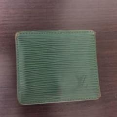 あんず様専用LOUIS VUITTONエピライングリーン 小銭入れのサムネイル